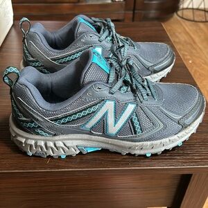 Gray and teal new balance sneaker size 8 1/2